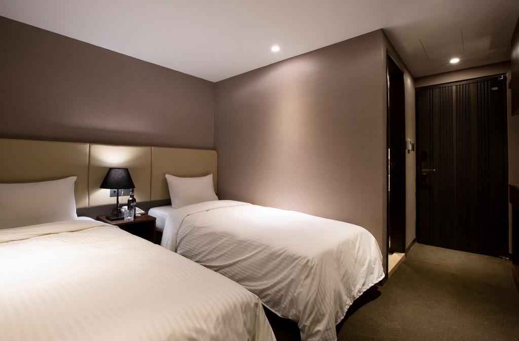 Noble Hotel Tajpej Zewnętrze zdjęcie