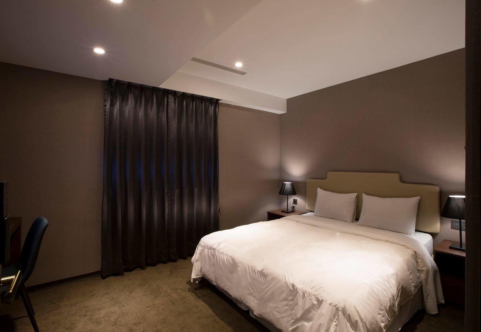 Noble Hotel Tajpej Zewnętrze zdjęcie