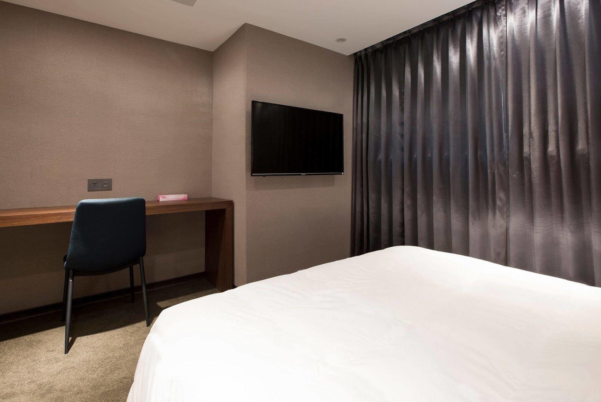 Noble Hotel Tajpej Zewnętrze zdjęcie