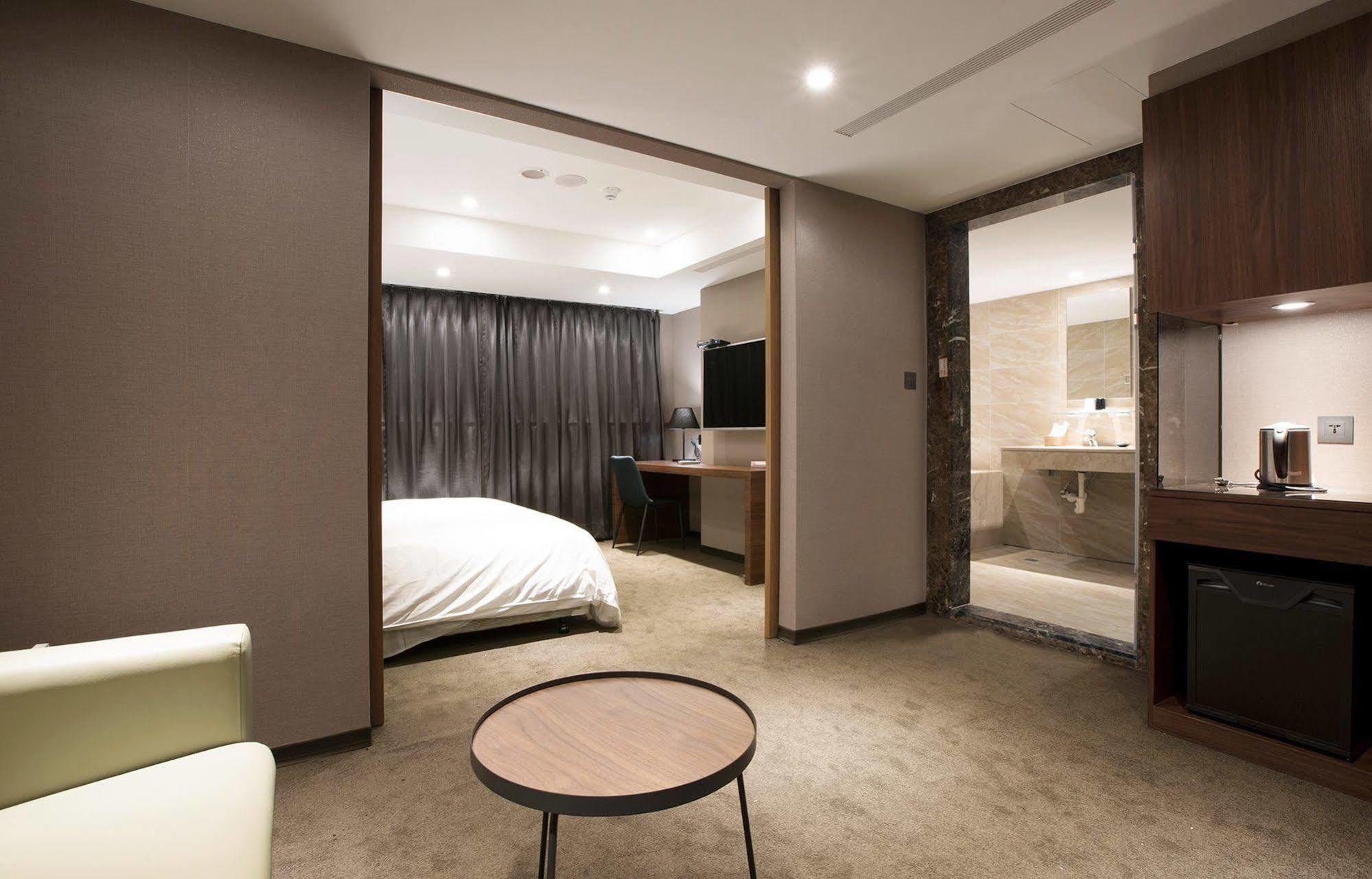 Noble Hotel Tajpej Zewnętrze zdjęcie